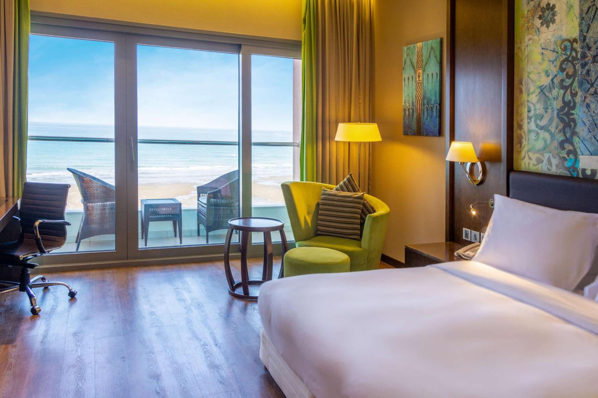 Radisson Blu Hotel & Resort, Sohar Exterior photo