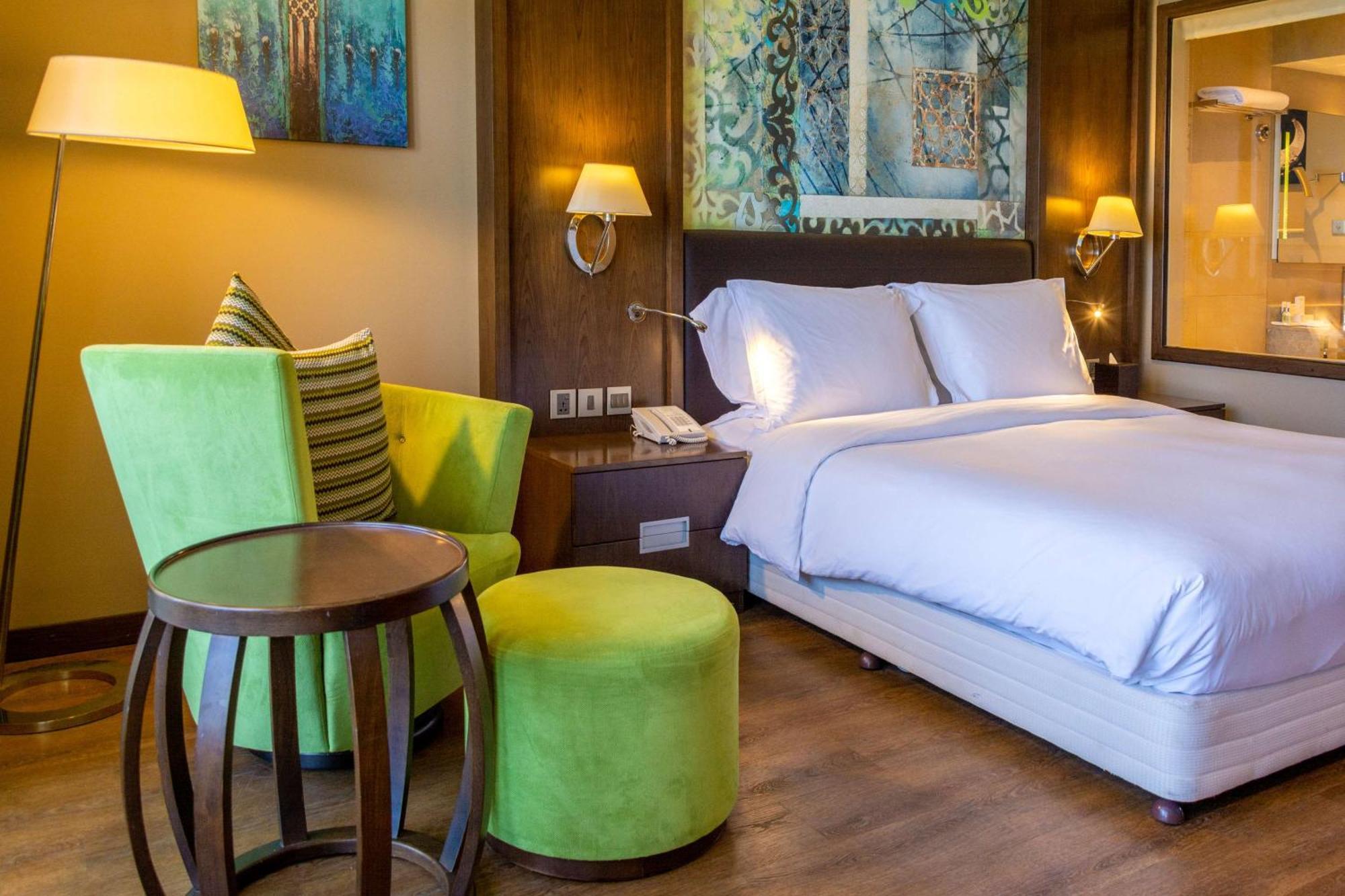 Radisson Blu Hotel & Resort, Sohar Exterior photo Deluxe Room